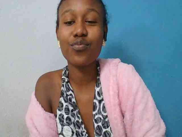 Zinah1 webcam