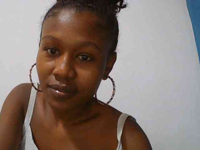 Zinah1 webcam