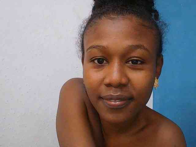 Zinah1 webcam