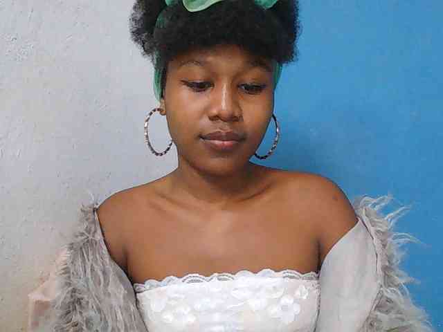 Zinah1 webcam