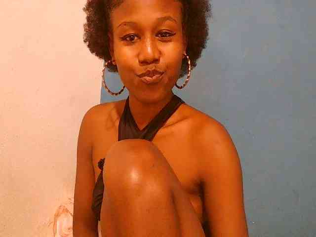 Zinah1 webcam