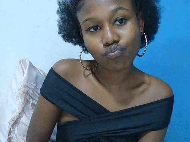 Zinah1 webcam