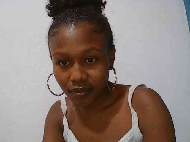 Zinah1 webcam