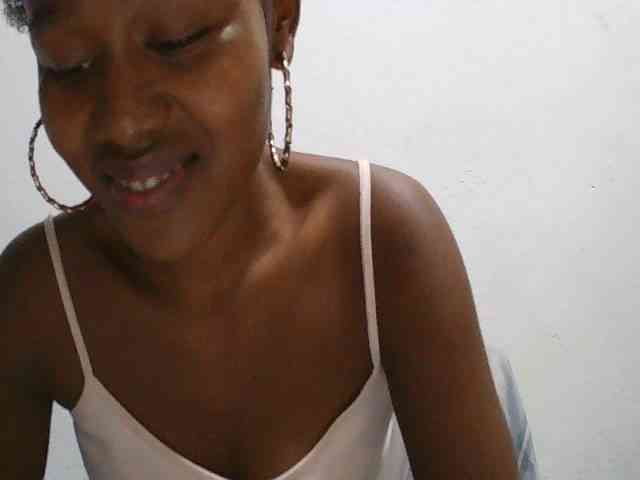 Zinah1 webcam