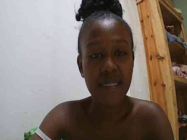 Zinah1 webcam
