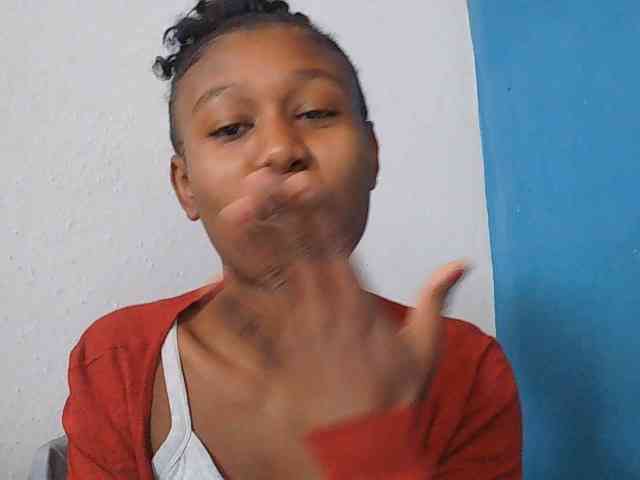 Zinah1 webcam