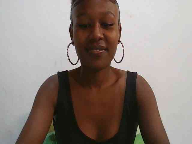 Zinah1 webcam