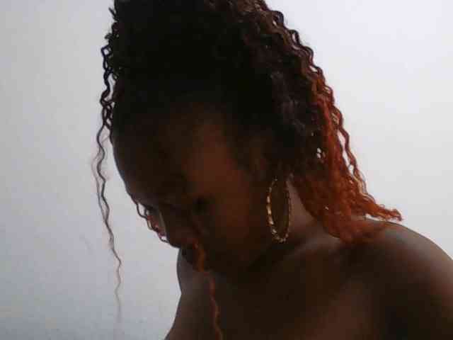 Zinah1 webcam