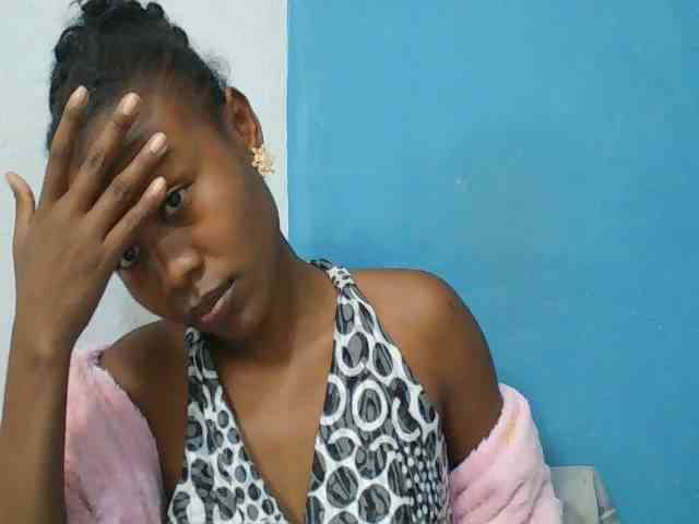 Zinah1 webcam