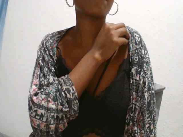 Zinah1 webcam