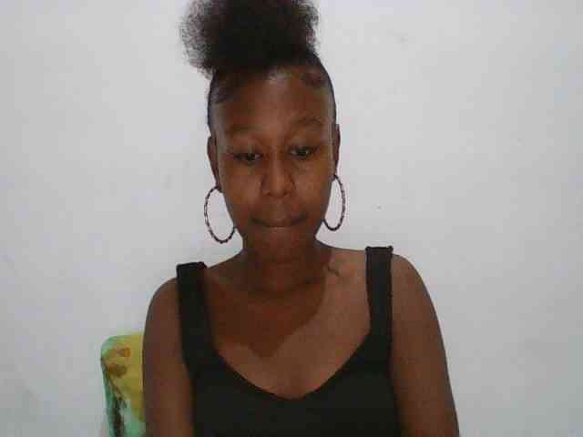 Zinah1 webcam