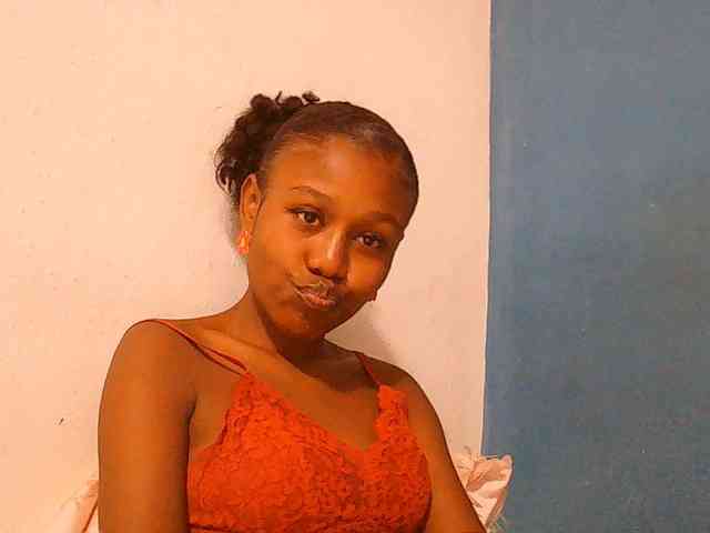 Zinah1 webcam