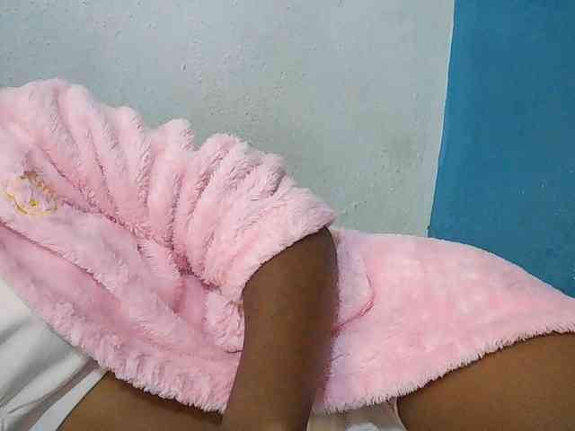 Zinah1 webcam