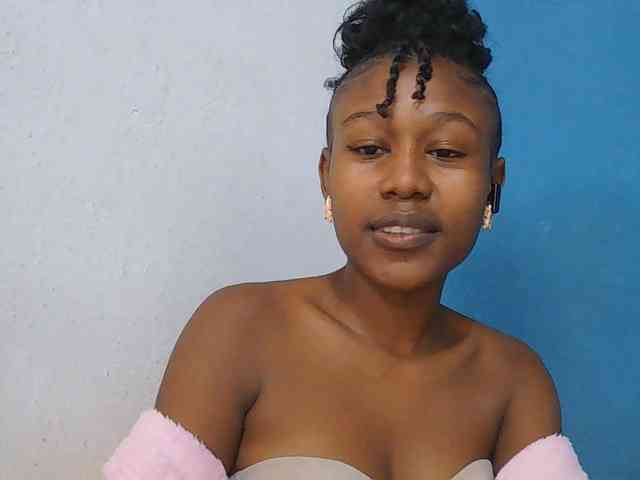 Zinah1 webcam