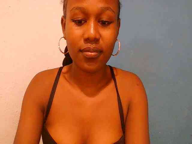 Zinah1 webcam