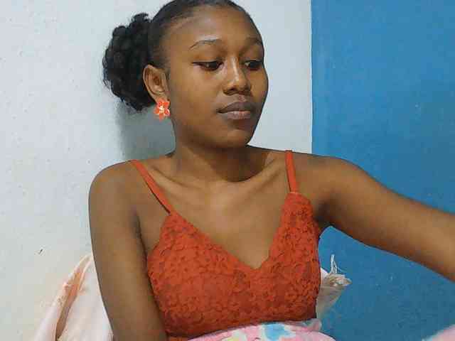 Zinah1 webcam