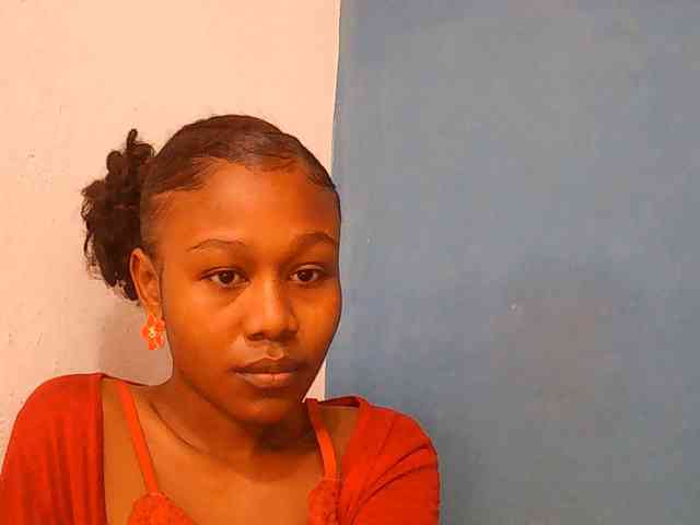 Zinah1 webcam