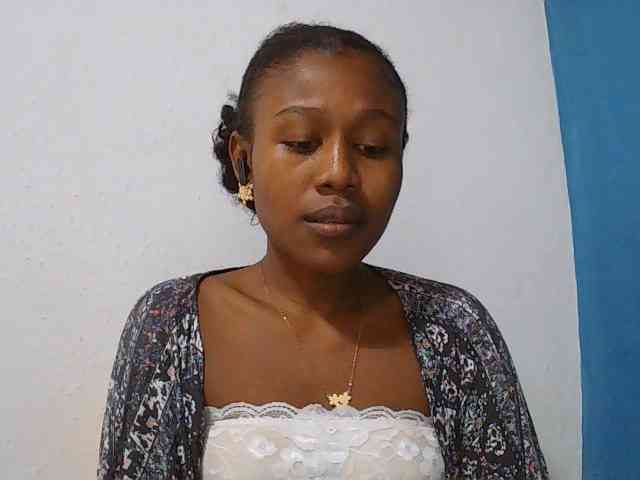 Zinah1 webcam