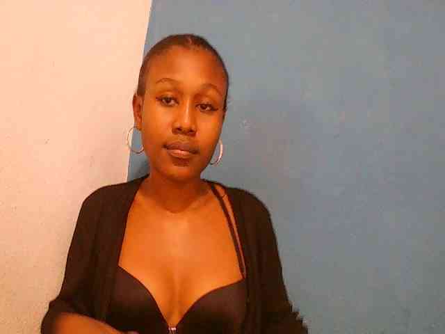 Zinah1 webcam
