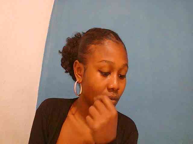 Zinah1 webcam