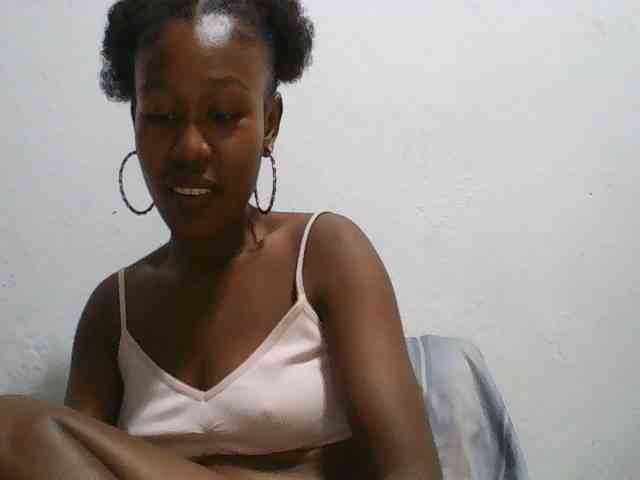 Zinah1 webcam