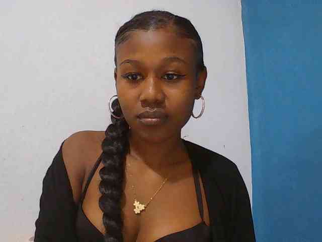 Zinah1 webcam