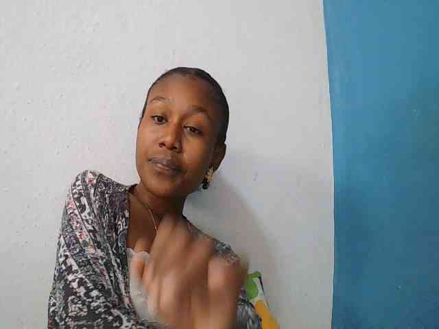 Modèle: Zinah1