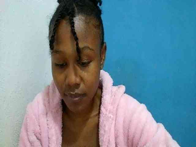 Zinah1 webcam
