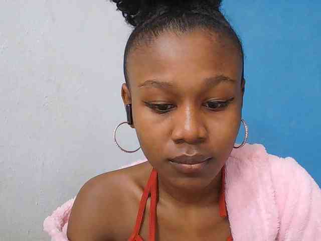 Zinah1 webcam