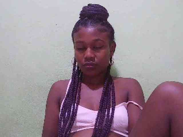 Zinah1 webcam