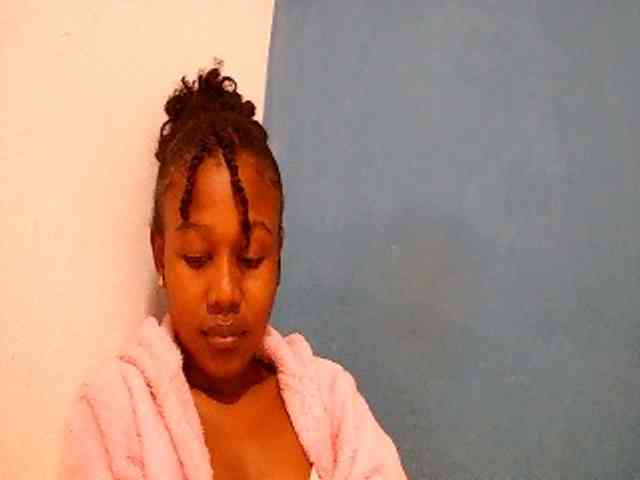 Zinah1 webcam