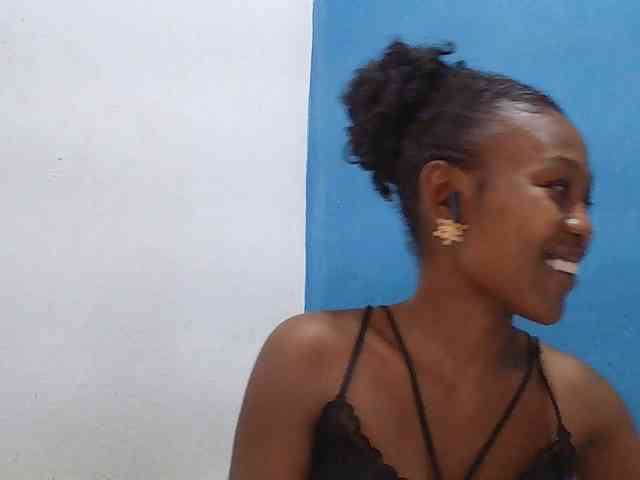 Zinah1 webcam