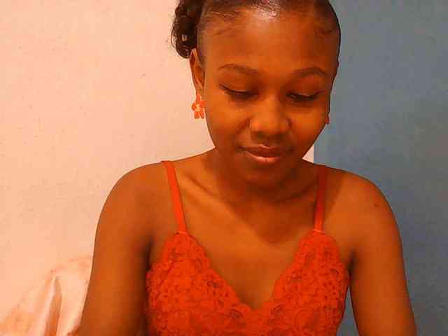 Zinah1 webcam