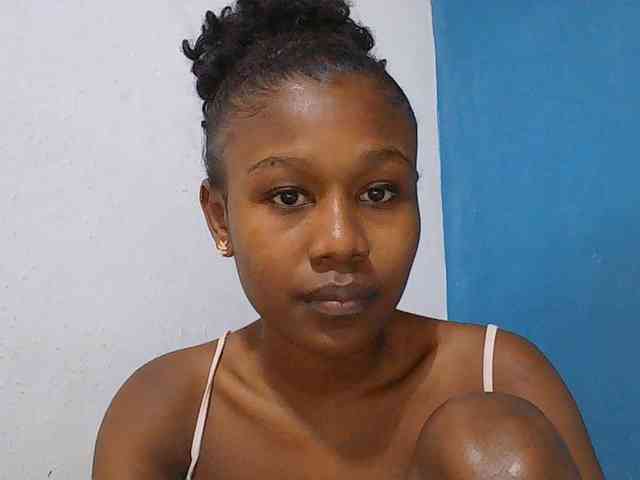 Zinah1 webcam