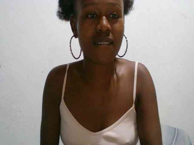 Zinah1 webcam