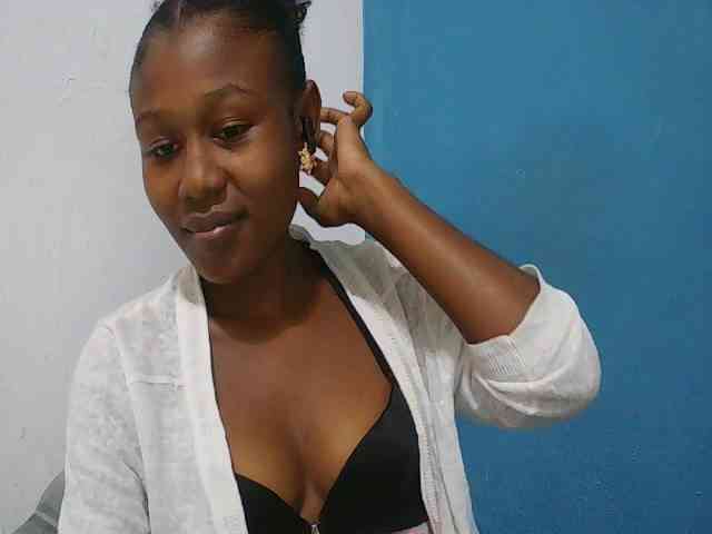 Zinah1 webcam