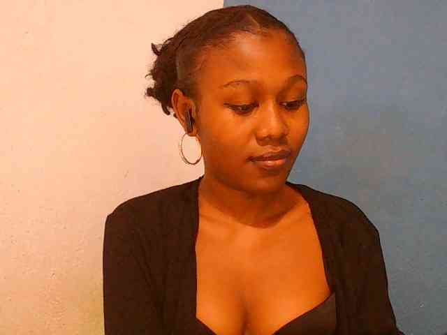 Zinah1 webcam