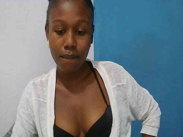 Zinah1 webcam