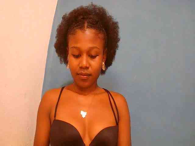 Zinah1 webcam