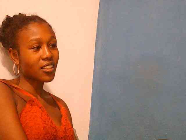 Zinah1 webcam