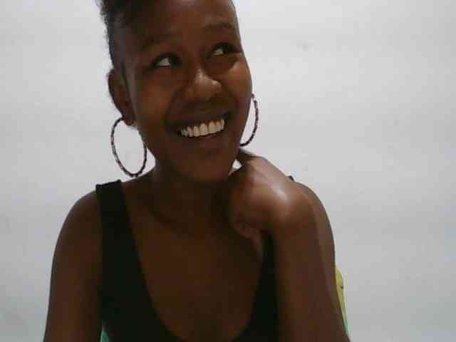 Zinah1 webcam