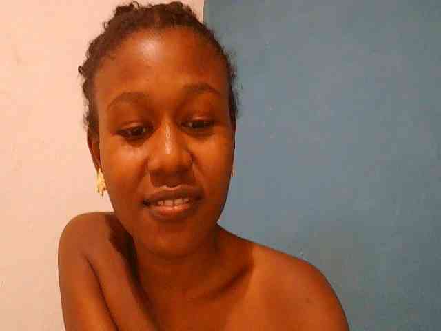 Zinah1 webcam