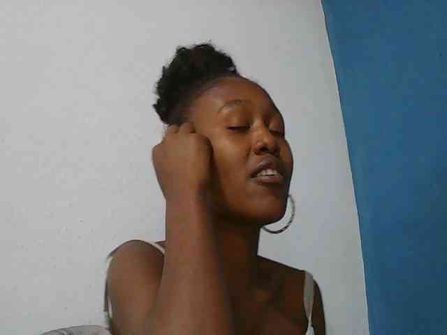 Zinah1 webcam