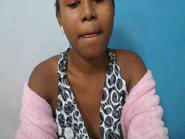 Zinah1 webcam