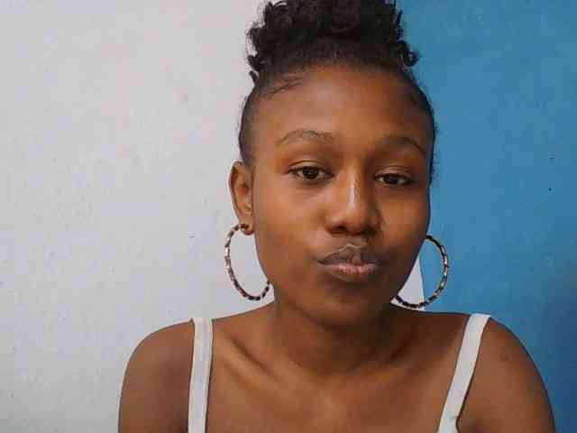 Zinah1 webcam