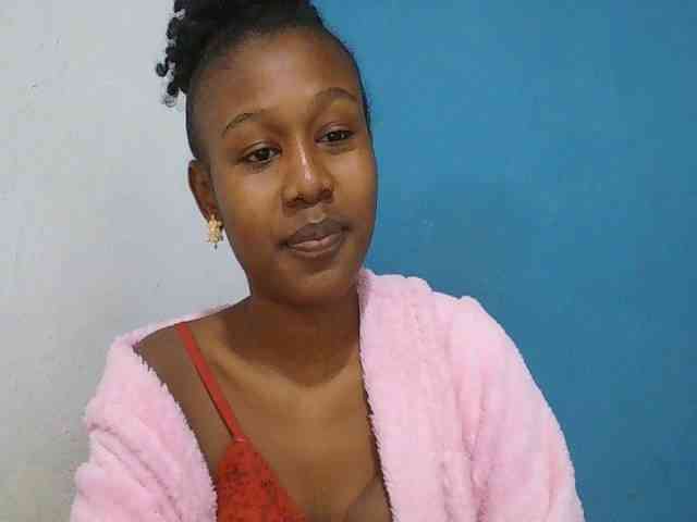 Modèle: Zinah1
