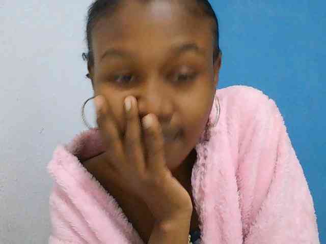 Zinah1 webcam