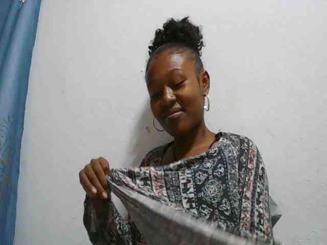 Zinah1 webcam