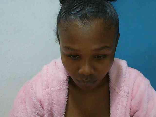 Zinah1 webcam