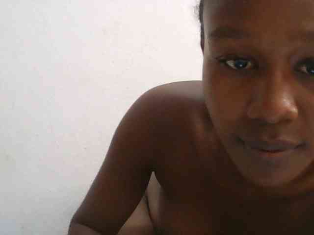 Zinah1 webcam